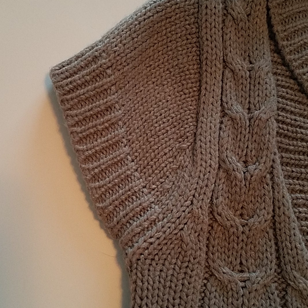 Bongo Sweater - Picture 4 of 10
